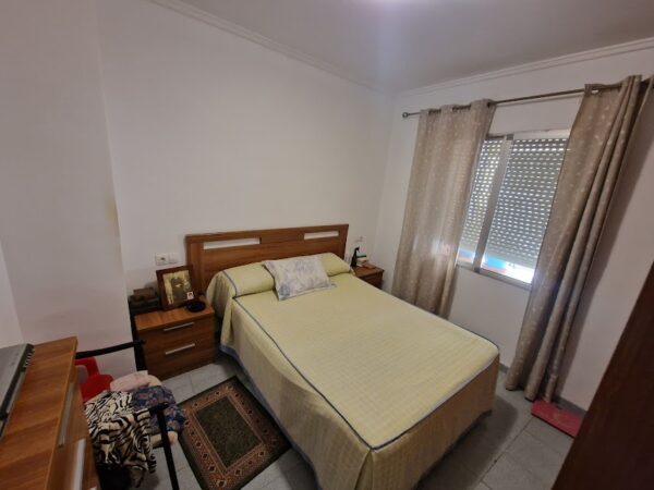 Habitación en vivienda san vicente